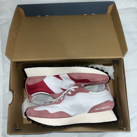 New Balance Sneakers - Picture 4 of 7